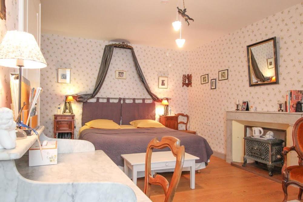 La Jariette Bed & Breakfast Airvault Exterior photo